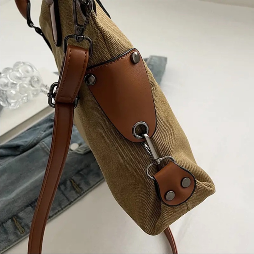 Tan and Brown Shoulder Bag with Vintage Paris Design - Picture 2 of 4